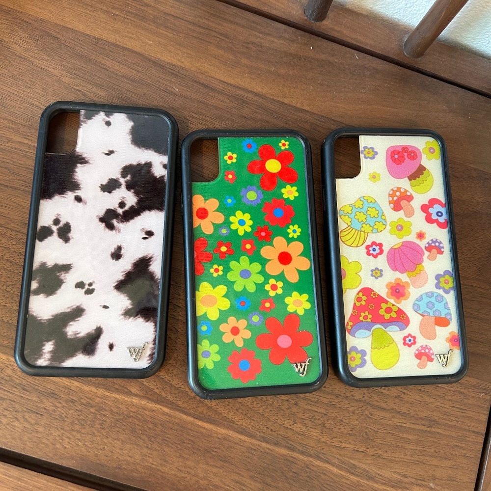 Bundle of wildflower phone cases iPhone XR